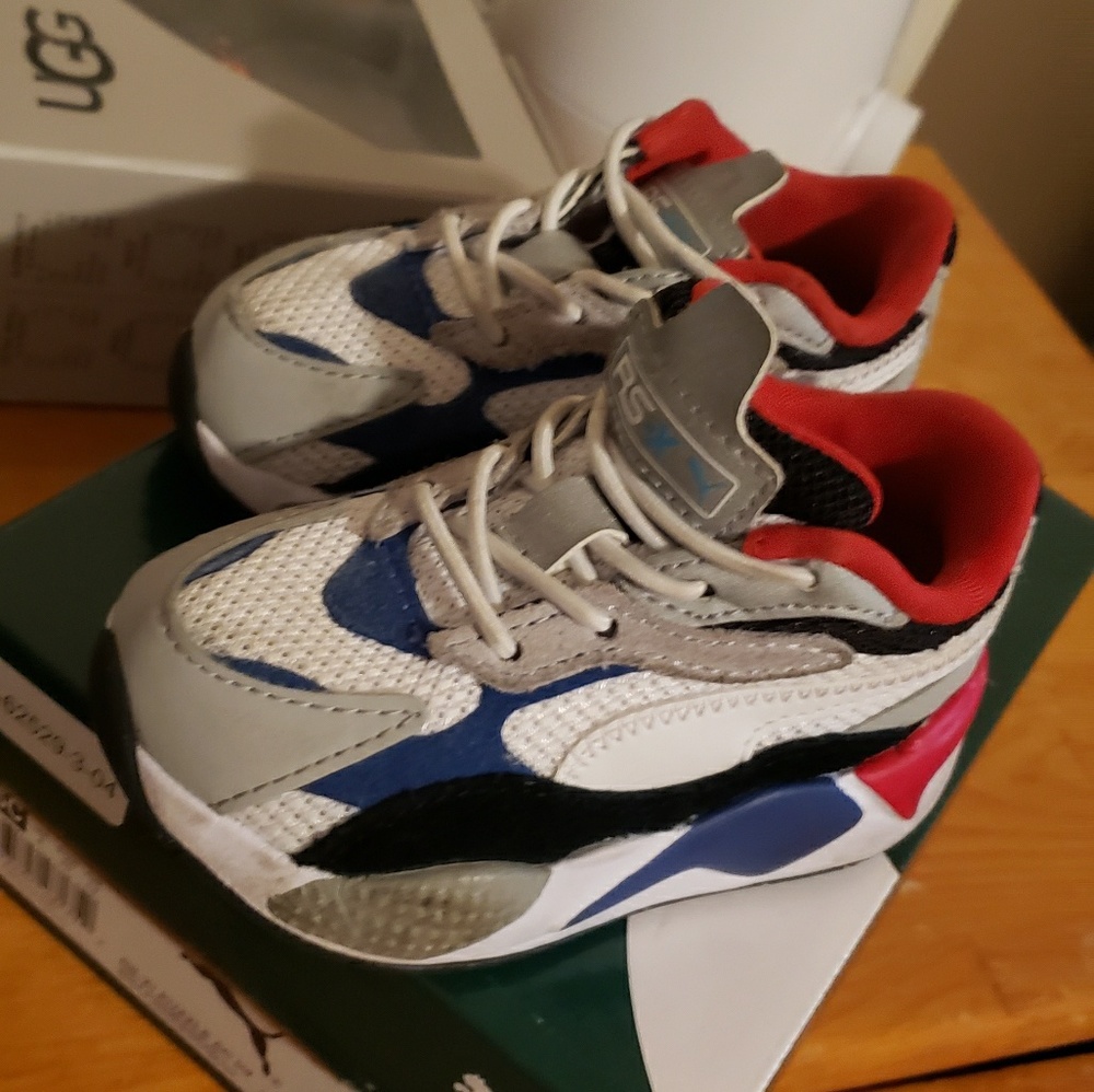 Puma sneakers